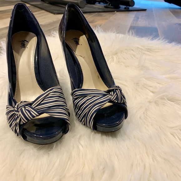 SOLD - Picture 5 of 5